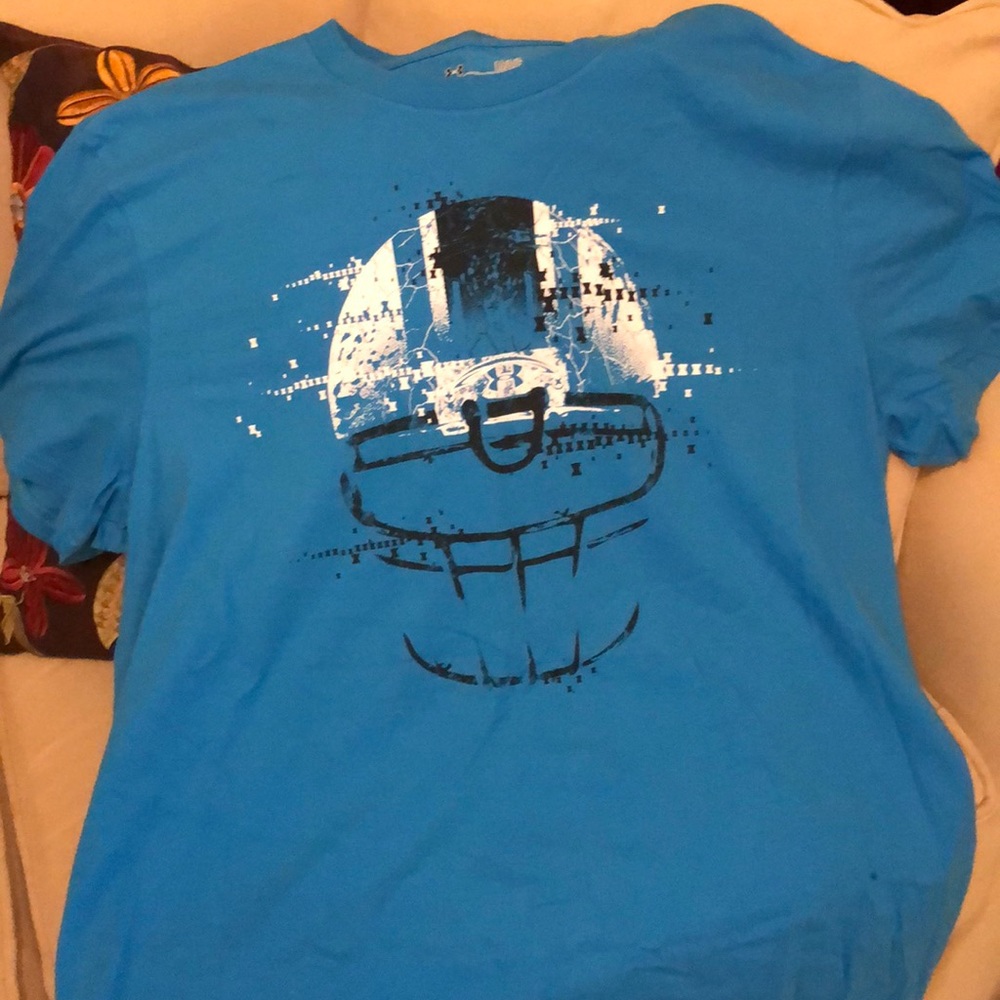 Under Armour t-shirt
